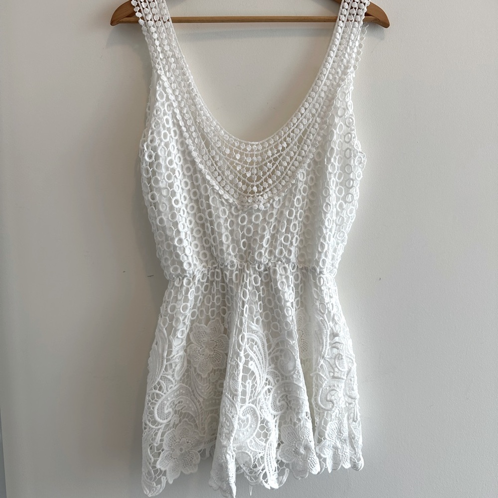 EUC Illa Illa Romper